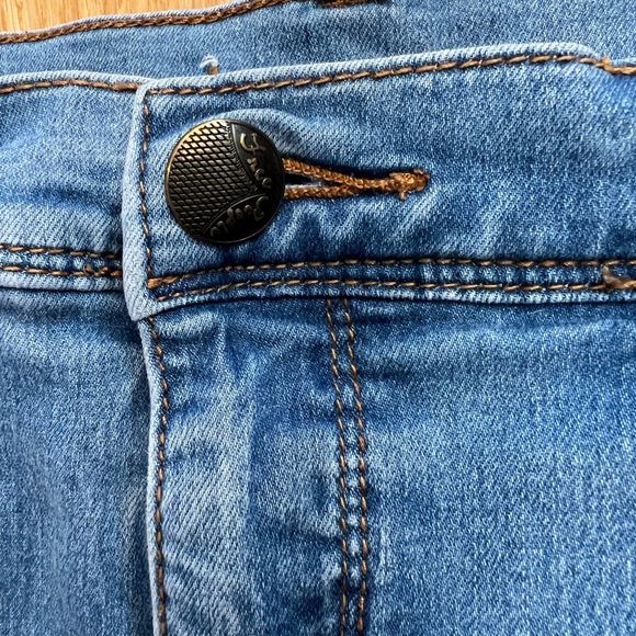 Free People cut off shorts - Picture 3 of 7